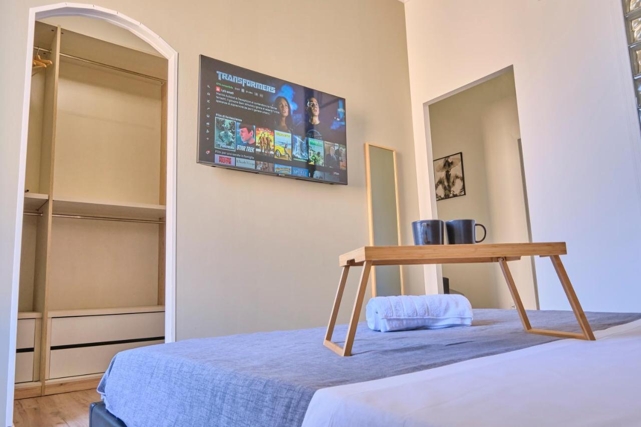 Monza-Centro Modern Flat Near Train Station Apartment Екстериор снимка