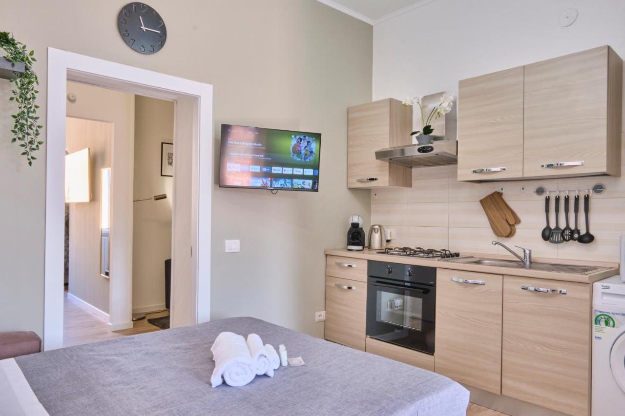 Monza-Centro Modern Flat Near Train Station Apartment Екстериор снимка